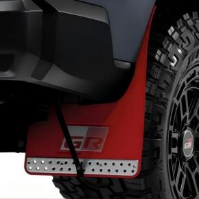 HILUX TRAVO 2026 GR MUD FLAP